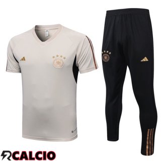 T Shirt Allenamento Germania + Pantaloni Marrone 2023/2024