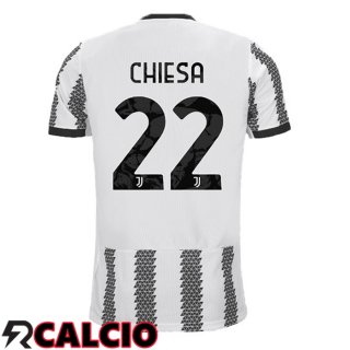 Prima Maglia Juventus (CHIESA 22) Bianco Nero 2022/2023  Prima Maglia Juventus (CHIESA 22) Bianco Nero 2022/2023